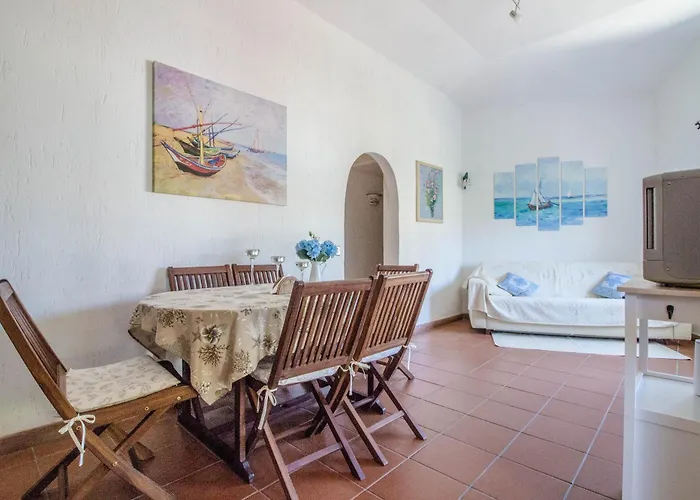 Guesthost - Seaside With Parking *